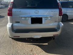 Photo of the vehicle Lexus GX