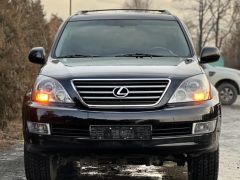 Photo of the vehicle Lexus GX