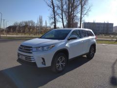 Photo of the vehicle Toyota Highlander