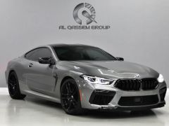 Photo of the vehicle BMW M8