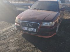 Photo of the vehicle Audi 100