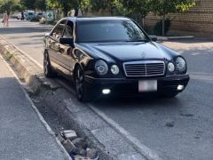 Фото авто Mercedes-Benz E-Класс