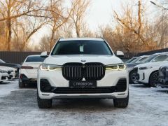 Photo of the vehicle BMW X7