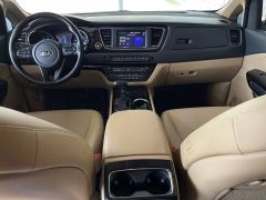 Сүрөт унаа Kia Carnival