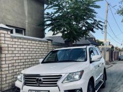 Сүрөт унаа Lexus LX