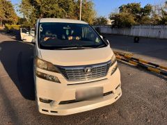 Фото авто Toyota Vellfire