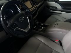 Фото авто Toyota Highlander