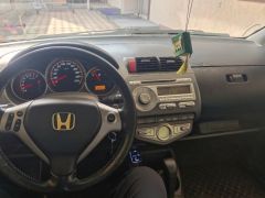 Сүрөт унаа Honda Jazz