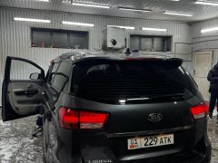 Сүрөт унаа Kia Carnival