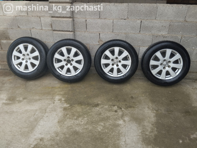 Tires - Байхан