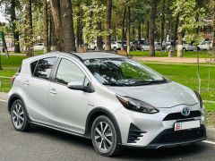 Фото авто Toyota Prius c