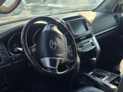 Photo of the vehicle Toyota Land Cruiser