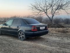 Фото авто Mercedes-Benz C-Класс