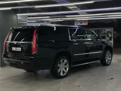 Сүрөт унаа Cadillac Escalade