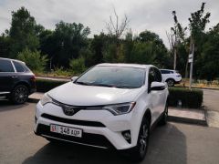 Сүрөт унаа Toyota RAV4