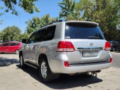 Сүрөт унаа Toyota Land Cruiser