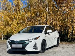 Сүрөт Toyota Prius  2018