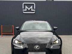 Photo of the vehicle Lexus IS