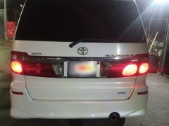 Фото авто Toyota Alphard