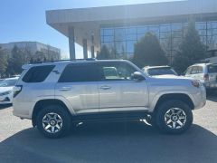 Photo of the vehicle Toyota 4Runner