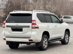 Фото авто Toyota Land Cruiser Prado