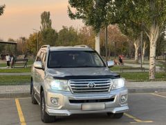 Фото авто Toyota Land Cruiser