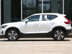 Сүрөт унаа Volvo XC40