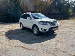 Photo of the vehicle Hyundai Santa Fe