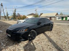 Photo of the vehicle Lexus ES