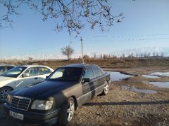 Сүрөт унаа Mercedes-Benz W124