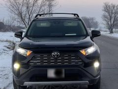 Сүрөт унаа Toyota RAV4