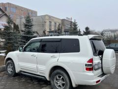 Сүрөт унаа Mitsubishi Montero