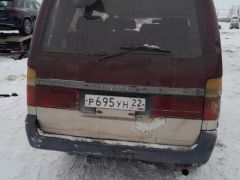 Сүрөт унаа Toyota HiAce