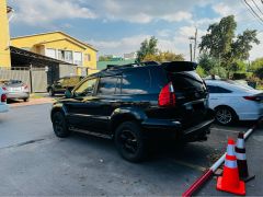 Photo of the vehicle Lexus GX