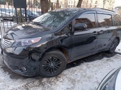 Фото авто Toyota Sienna