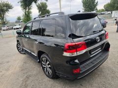 Сүрөт унаа Toyota Land Cruiser