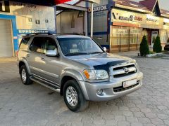 Фото авто Toyota Sequoia