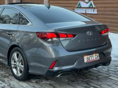 Photo of the vehicle Hyundai Sonata