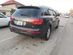 Photo of the vehicle Audi Q7