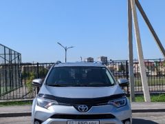 Сүрөт унаа Toyota RAV4