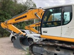 Photo of the vehicle Liebherr R914