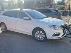 Photo of the vehicle Roewe Ei5