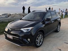 Сүрөт унаа Toyota RAV4