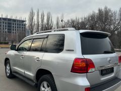 Фото авто Toyota Land Cruiser