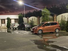 Фото авто Honda Fit