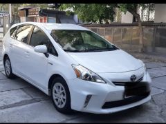 Сүрөт унаа Toyota Prius v (+)