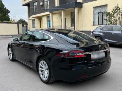 Сүрөт унаа Tesla Model S