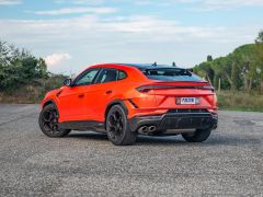 Сүрөт унаа Lamborghini Urus