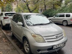 Сүрөт унаа Toyota Ist