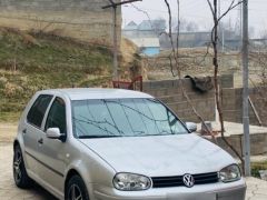 Фото авто Volkswagen Golf